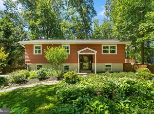 5804 Miriam Dr, Sykesville, MD 21784
