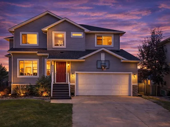 112 N Hillcrest Cpe, Strathmore, AB T1P 0A4