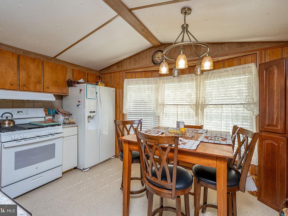 112 W Center St, Kitzmiller, MD 21538 MLS MDGA2005362 Zillow