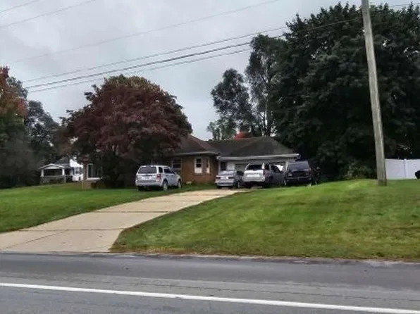 2872 Four Mile Rd NW, Grand Rapids, MI 49544