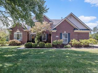 23432 Kirby Dr, Brownstown, MI 48134