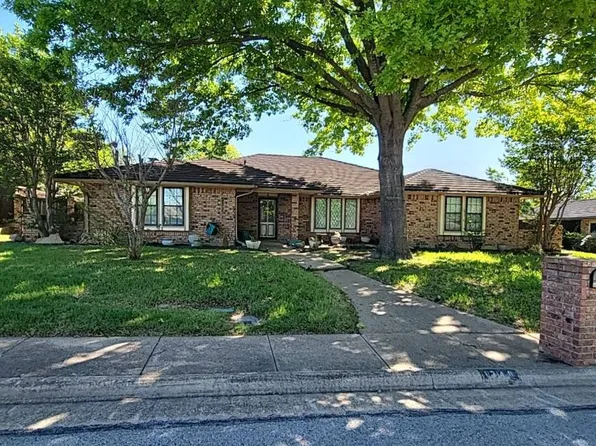 1340 Marble Canyon Dr, Desoto, TX 75115