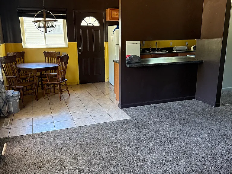 1555 Grove Rd — Photo 5