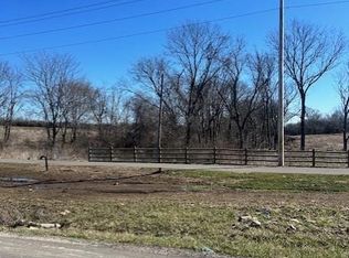 Sunflower Rd, De Soto, KS 66018