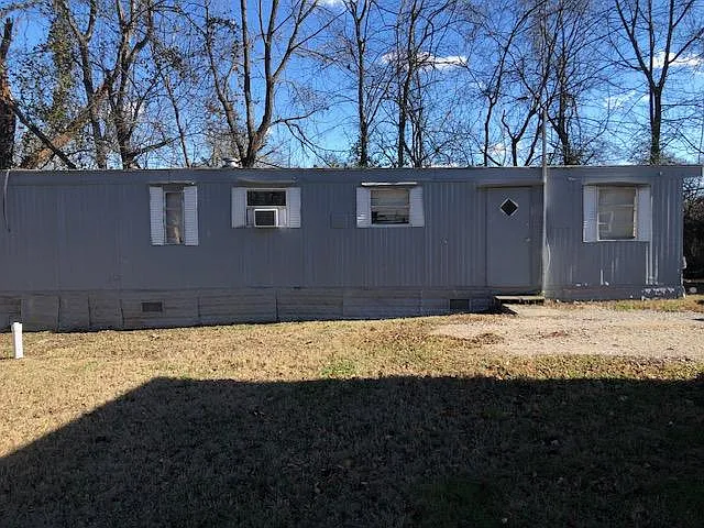 Building Photo - 912 Kathleen Dr #15