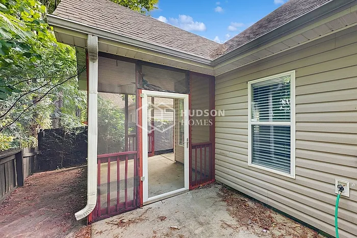 148 Highview Cv — Photo 25