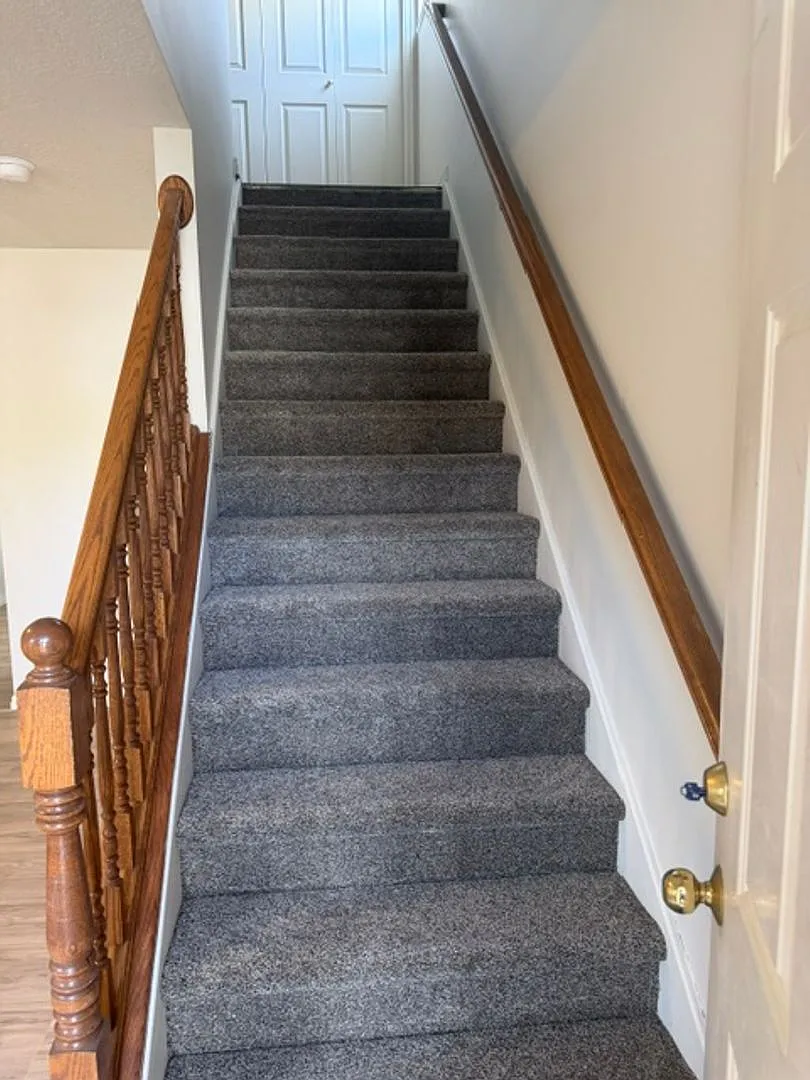 Price Rentals — Photo 3