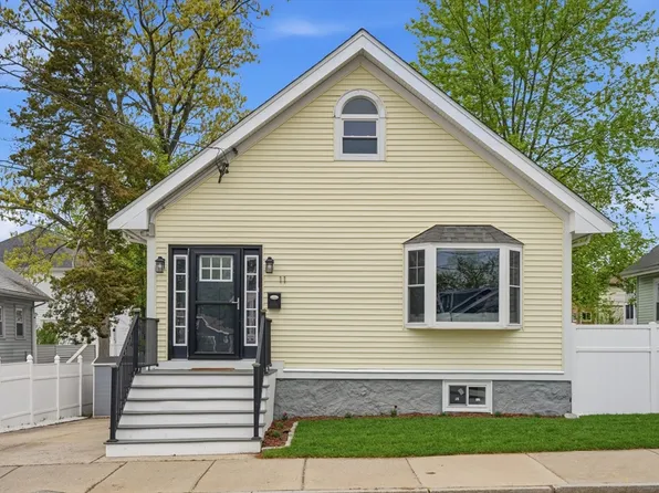 11 Sherbrook St, West Roxbury, MA 02132