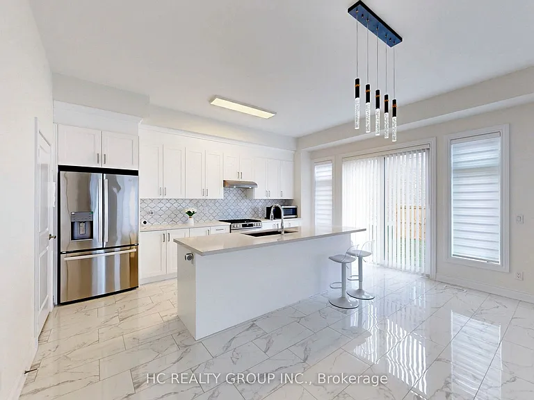 20 Harold Humphrey St — Photo 12
