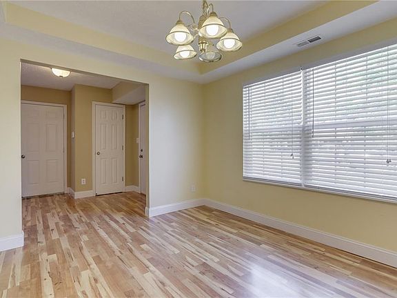 4th image of 6809 Thousand Oaks Ln
