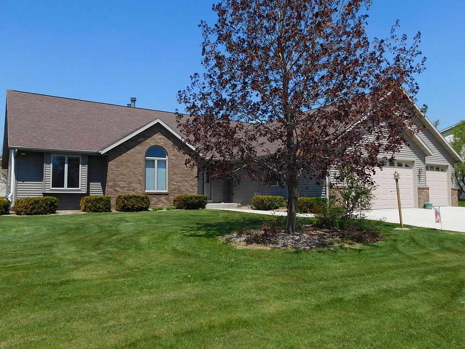 1st image of 676 River Oaks Dr