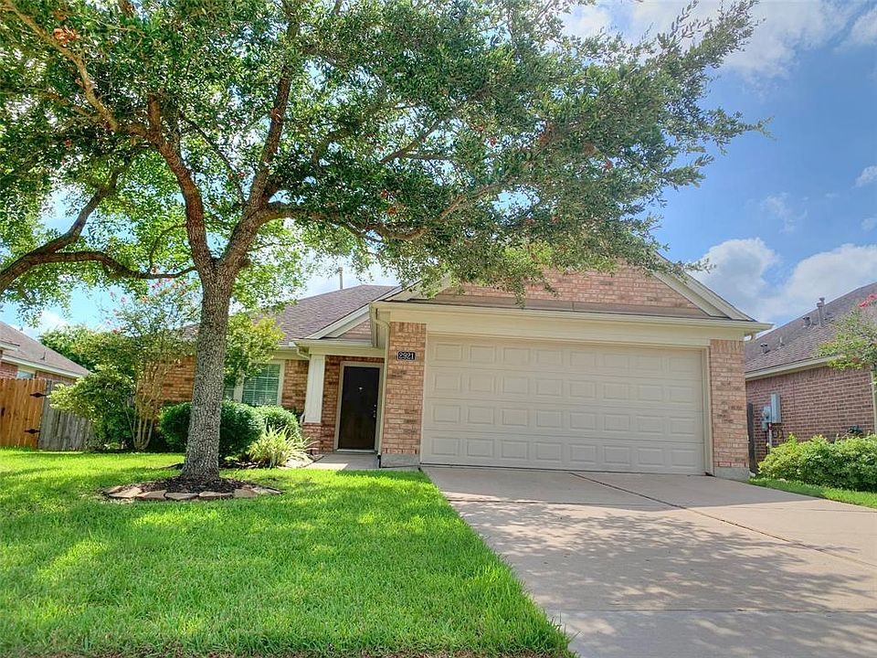 1st image of 2921 Autumnbrook Ln