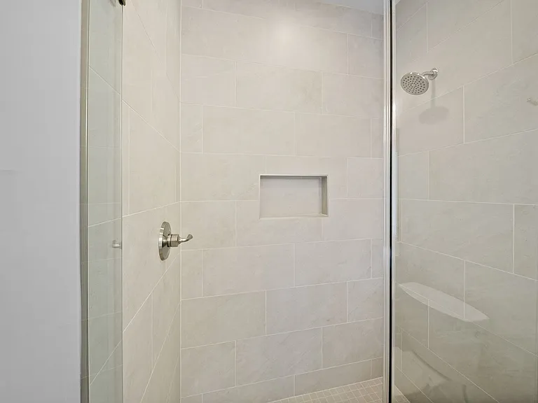 109 Collin Pl #4 — Photo 19
