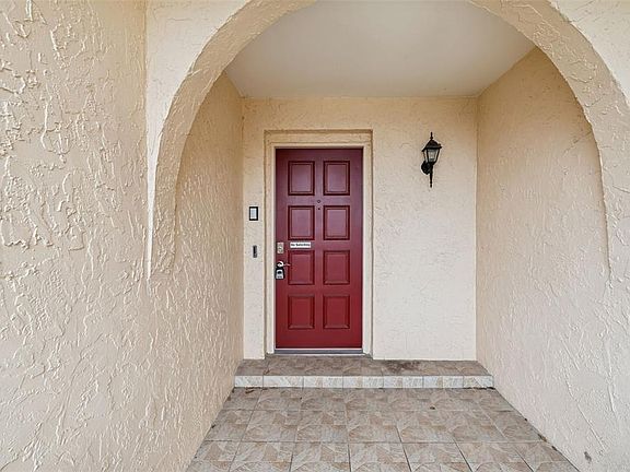 3rd image of 4801 Ridge Point Dr