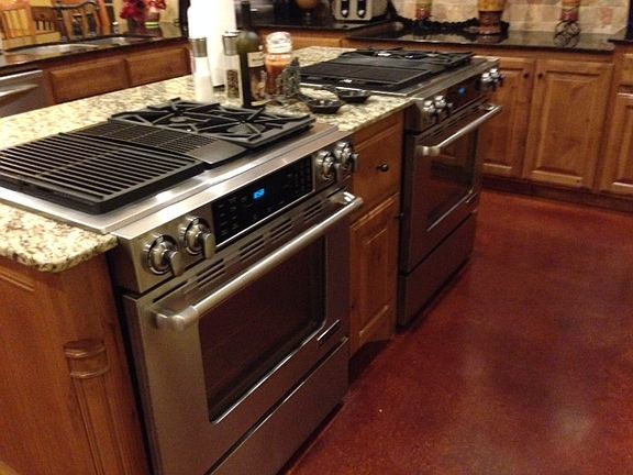 3rd image of 605 Waldon Dr