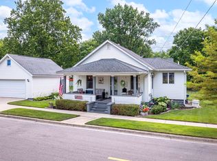 603 Oak St, Morris, IL 60450