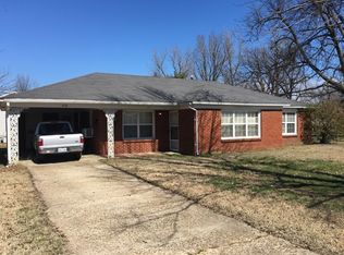 810 W Park St, Malden, MO 63863