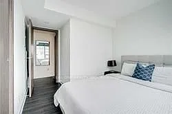 19 Bathurst St #1705 — Photo 8
