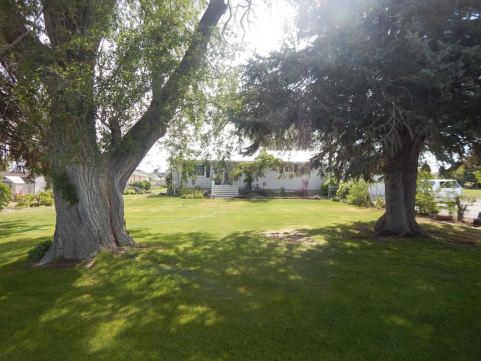 1st image of 2913 Sunbeam Rd
