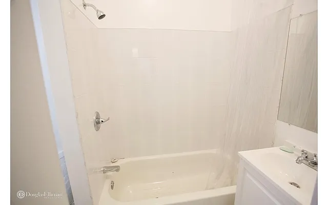 Rented by Douglas Elliman | media 16