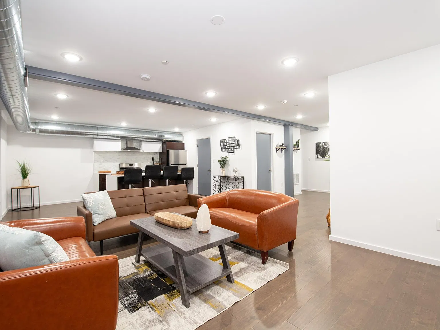 2 bed, 1650 sqft, $2,095 — Photo 1