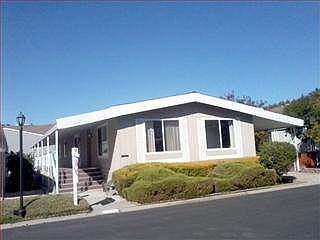 1st image of 106 Mountain Springs Dr #106
