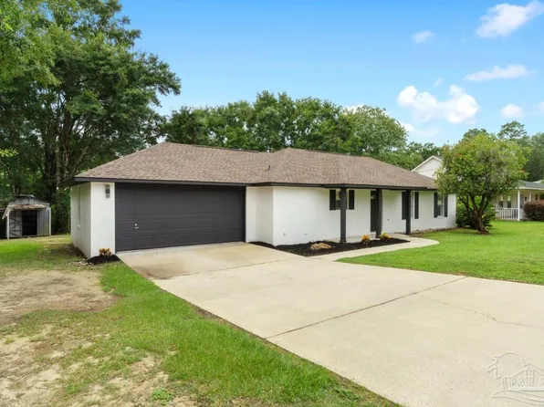 1184 Heathrow Dr, Cantonment, FL 32533
