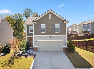 6808 Lake Overlook Ln, Flowery Branch, GA 30542