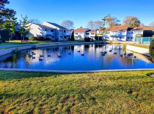 3000 Bayside Dr UNIT 203, Palatine, IL 60074