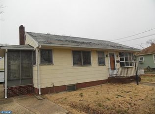 711 Kossuth St, Riverside, NJ 08075