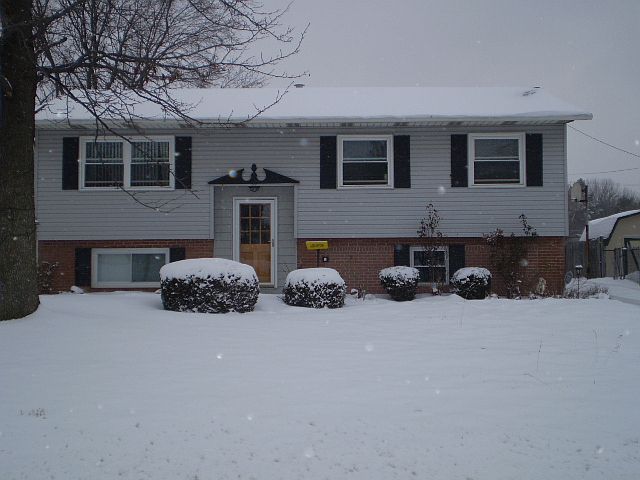 1st image of 3014 Chippendale St NW