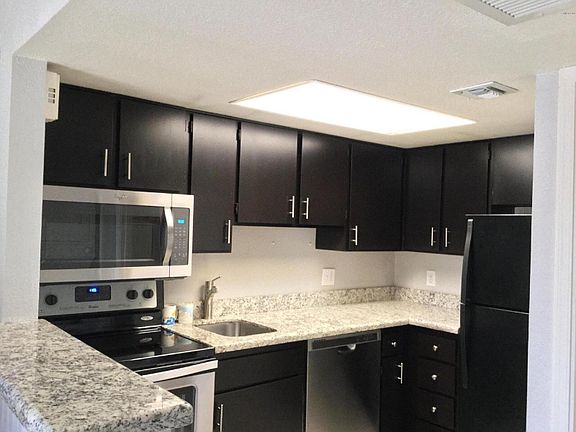 4th image of 700 W University Dr Unit 251