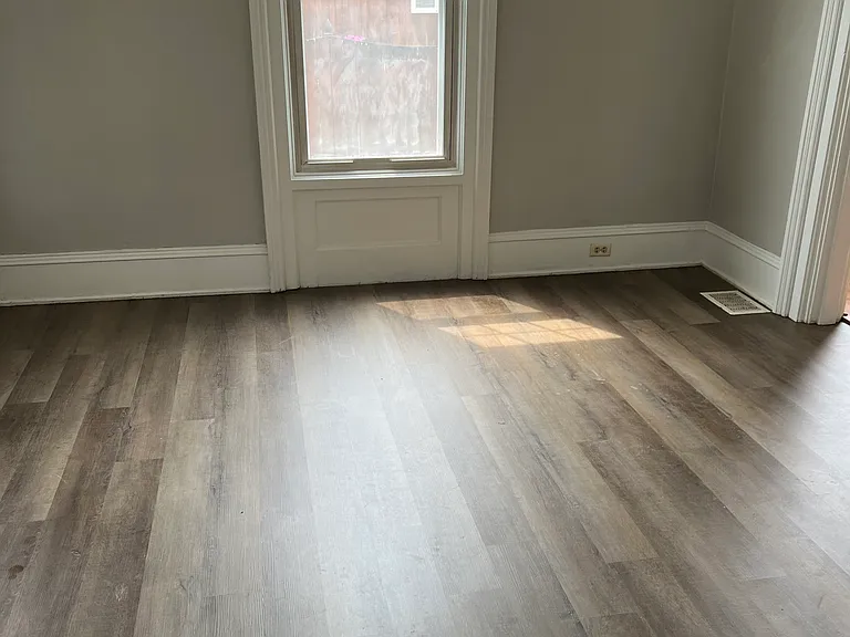 294 W 5th St #1 — Photo 8