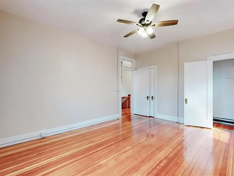 1507 Jefferson St — Photo 12
