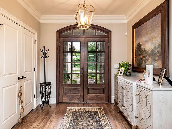 5th image of 210 Casa Di Lago Way