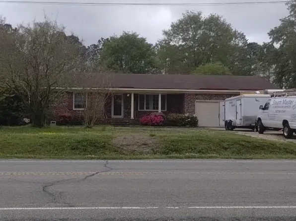 1323 Nc 33, Chocowinity, NC 27817