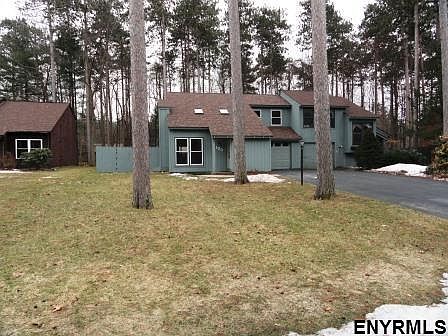 1st image of 153 Arrow Wood Pl