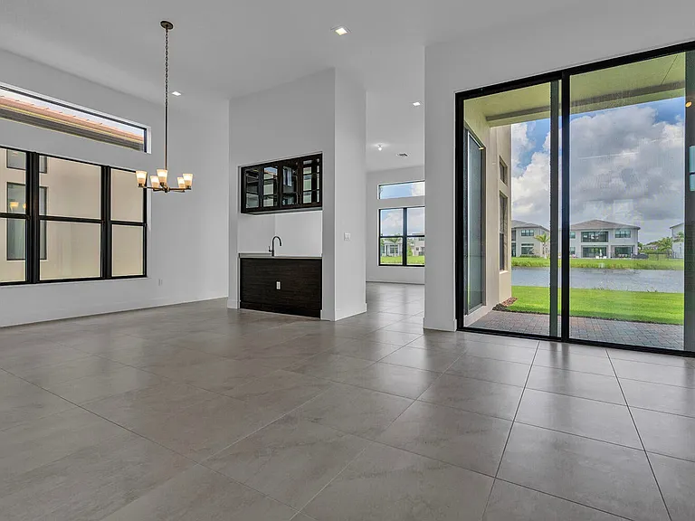 9523 Riverside Park Dr — Photo 29