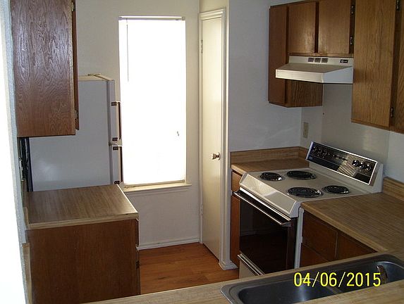 4th image of 5018 Anacacho St