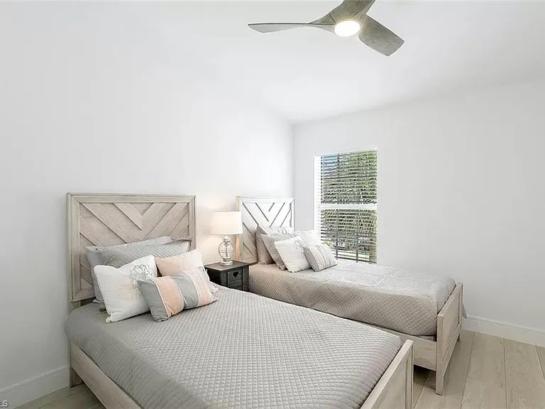 775 Hampton Cir #133 — Photo 17