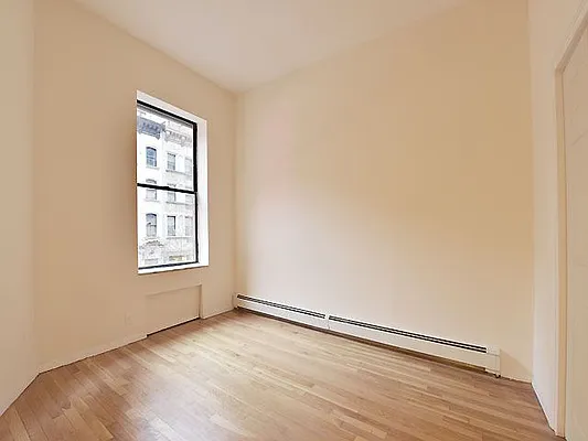 Rented by Cooper & Cooper Real Estate | media 19