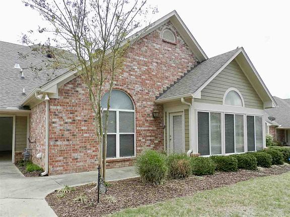 2nd image of 230 Sweetwater Dr