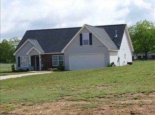 103 Beulah Ln, Fountain Inn, SC 29644