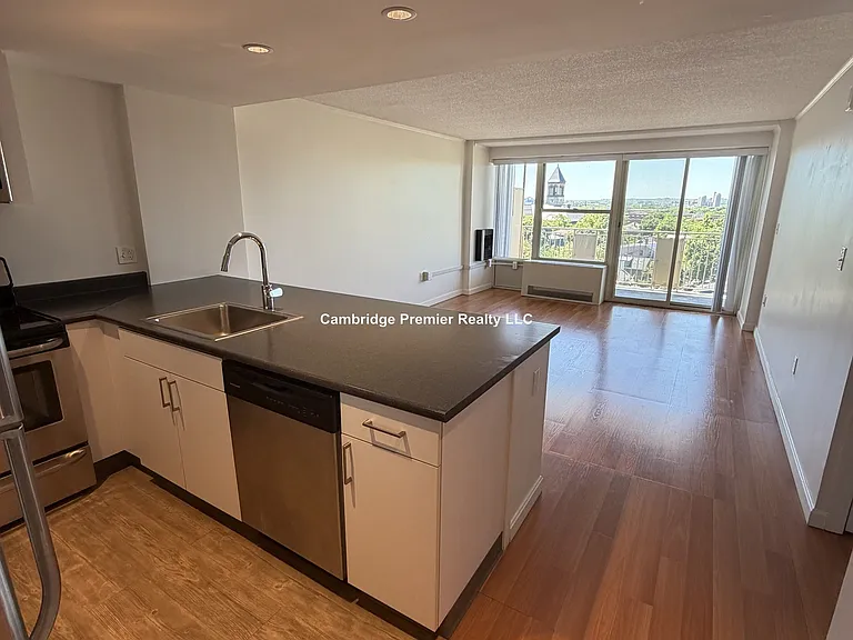 281 Harvard St #43 — Photo 1