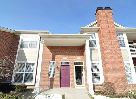 2nd image of 15409 Yale Dr
