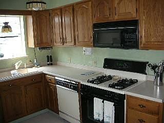4th image of 4740 E 90th St