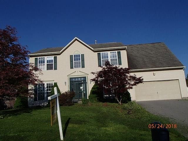 1st image of 8224 Dampier Cir