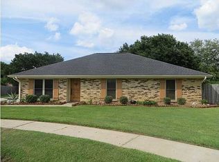 302 Hermitage Ave, Lafayette, LA 70503