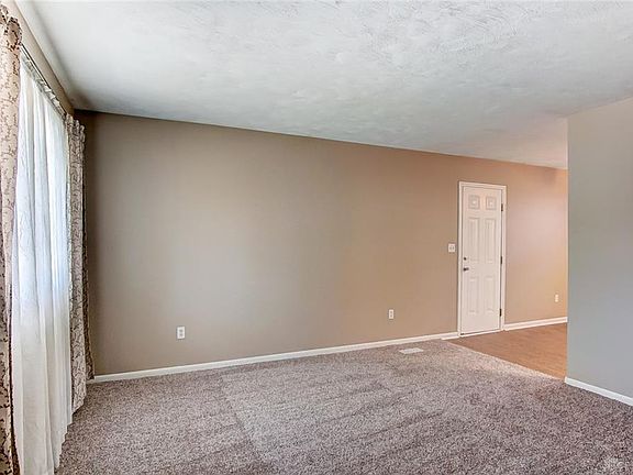 3rd image of 318 Hillhaven Dr