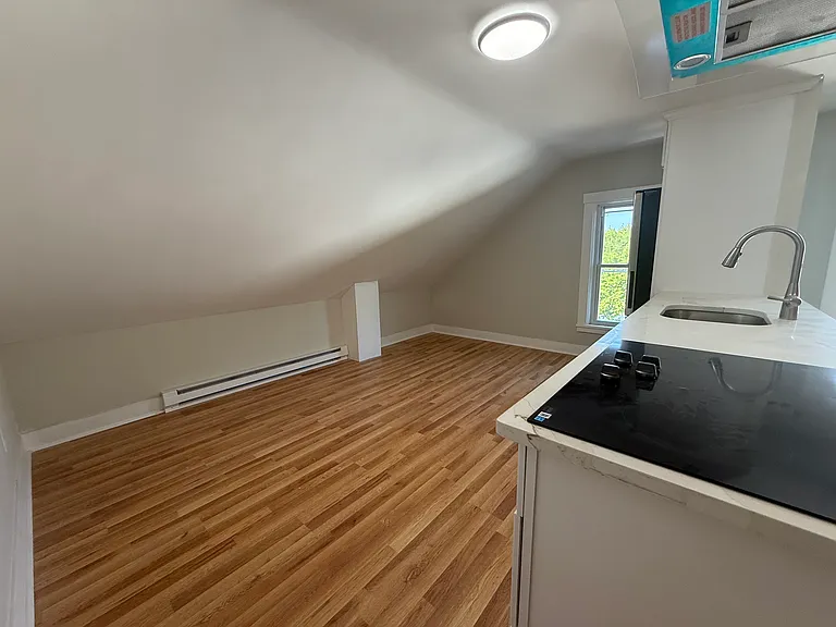376 Summer St #3 — Photo 5
